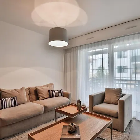 Luxury 3 Bedroom - Close To The - Holiday home Hendaye